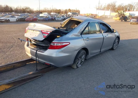 2017 Toyota Camry Se z USA, uszkodzony, nr VIN 4T1BF1FK7HU330367